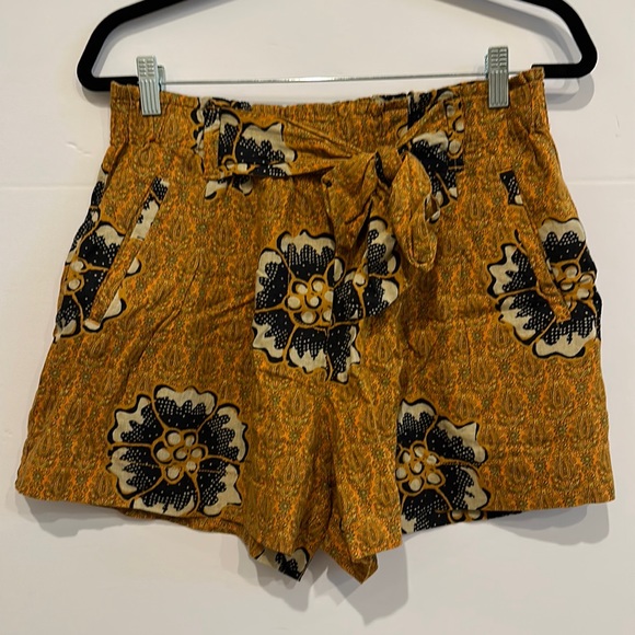 Anthropologie shorts. Small. - Picture 1 of 3